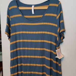 Blue striped LulaRoe classic t